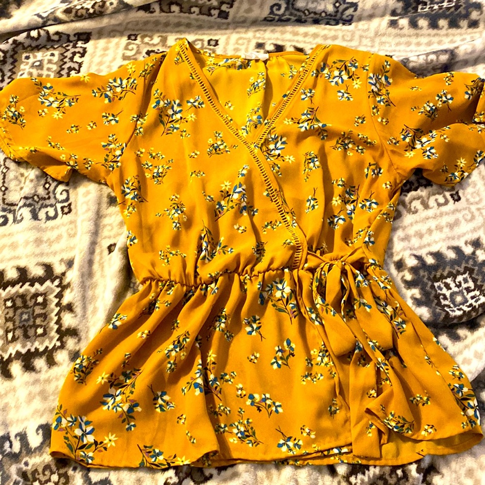 Sienna sky yellow with flowers shirt dress